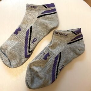 🩶 2 Pairs of Women’s Soft Grey & Purple Under Armour Short Socks